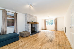 Lounge- click for photo gallery